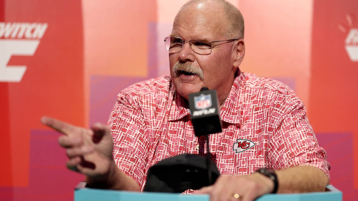 Chiefs’ Andy Reid reunites with his former Eagles players, talks Super Bowl LVII preparation