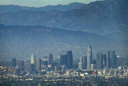 U.S. finalizes tough new emissions rules to cut smog from heavy-duty trucks