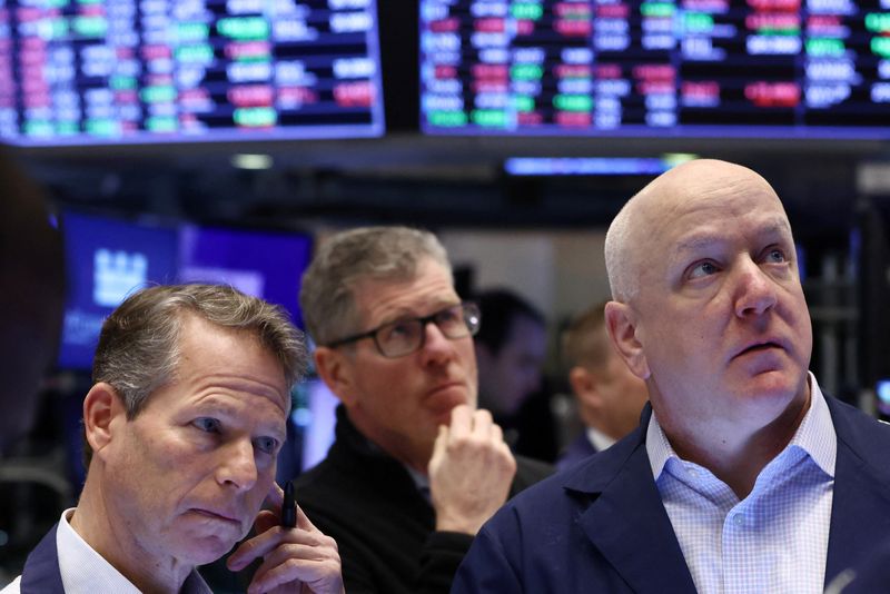 S&P 500 ends down as investors fret about interest rates