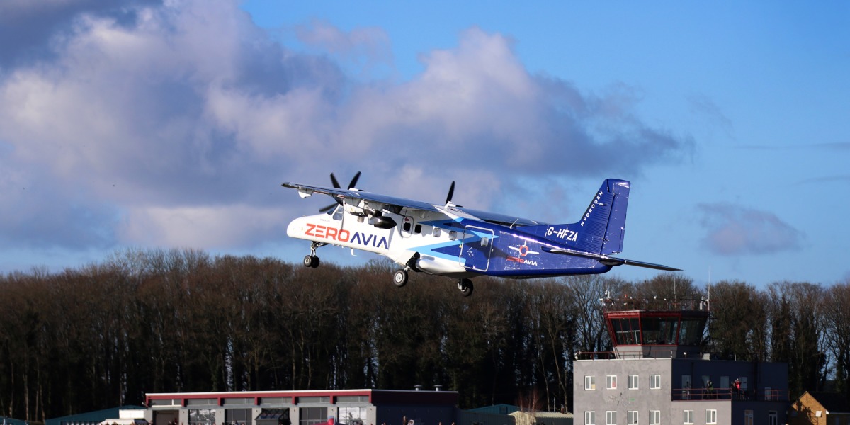 Hydrogen-powered planes take off with startup’s test flight