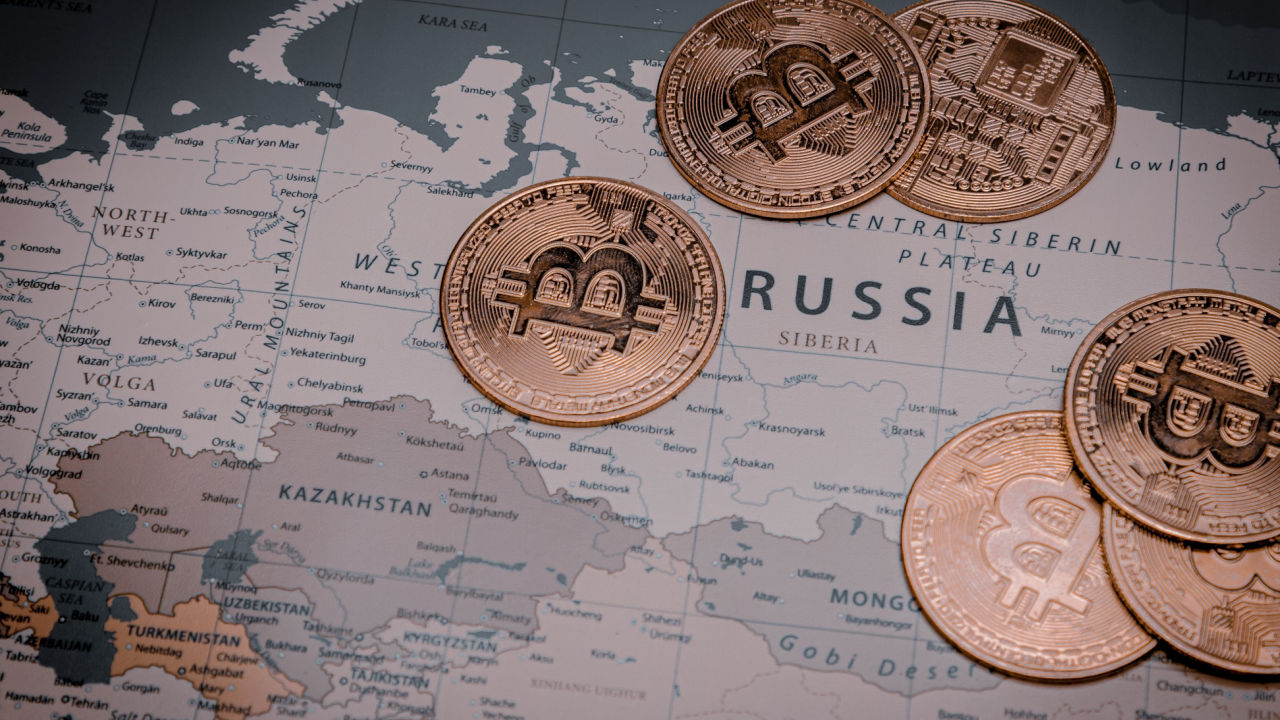 Cryptocurrency Turnover Growing in Russia, Watchdog Reports to Putin